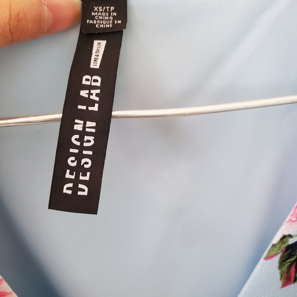 Design Lab Lord & Taylor Blue Floral Dress - Picture 5 of 5